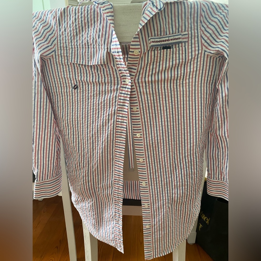 Vineyard Vines button up red white and blue